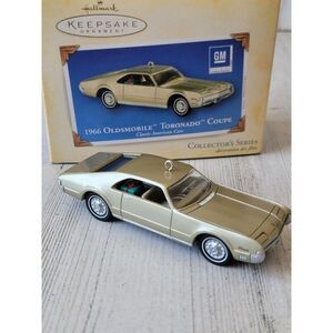 Hallmark 1966 Oldsmobile Toronado Coupe ornament Xmas 2004